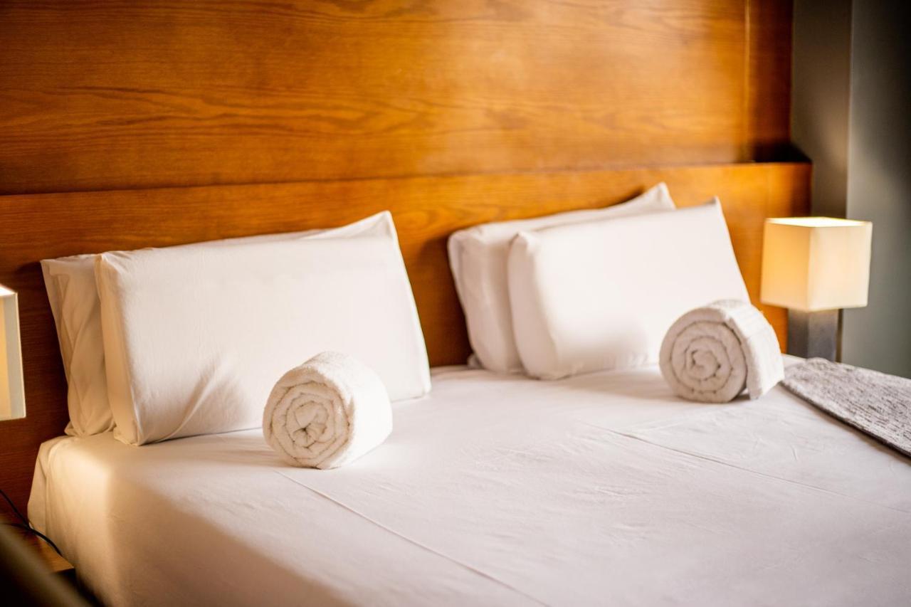 New Pyramids Eyes Hotel
