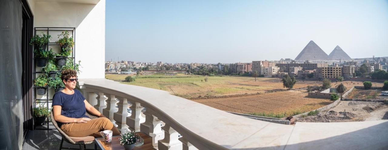 New Pyramids Eyes Hotel Cairo
